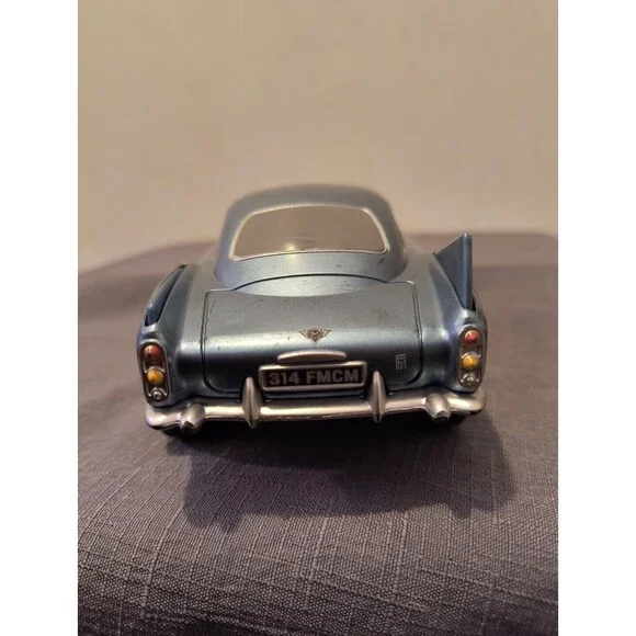 Mattel Disney Pixar Car Finn McMissile 1:55 Diecast Toy - Picture 6 of 12